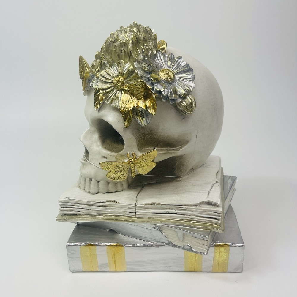 Christian Lacroix Skull Skeleton Head On Old Books Halloween Spooky 2025 Collect - Picture 2 of 16